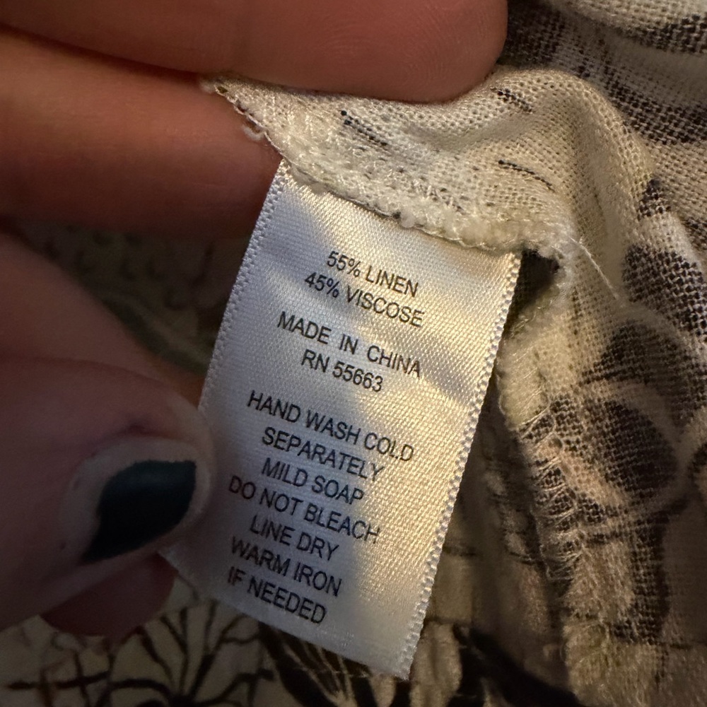 Tahari lightweight spring jacket - Picture 5 of 5